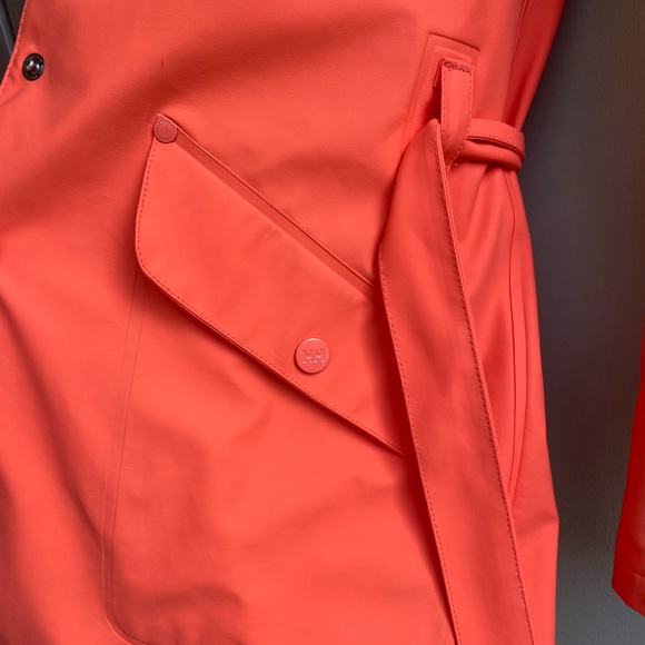 💜SOLD💜Women’s Raincoat with Hood - Picture 5 of 7